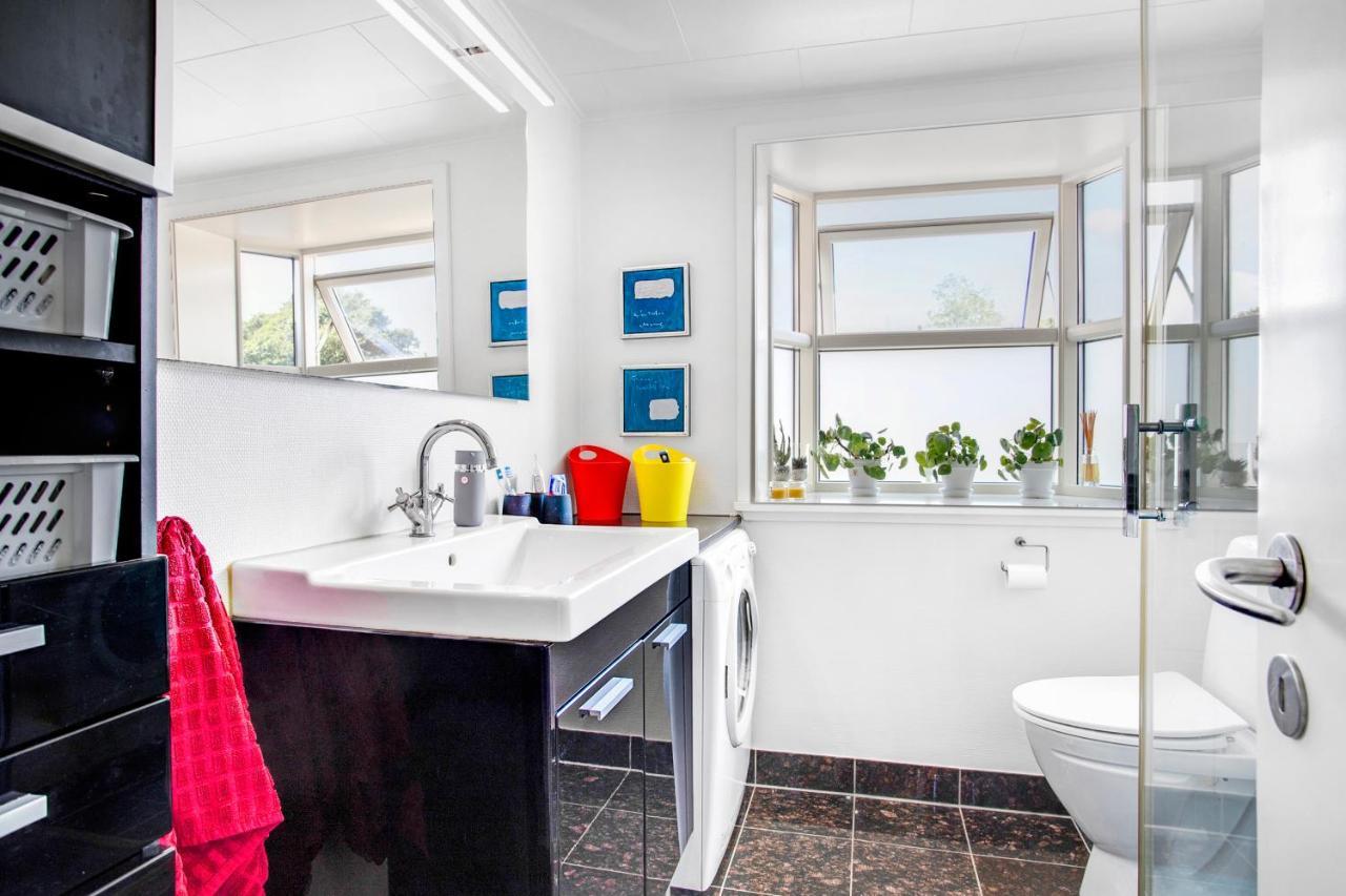Fredelig Overnatning Ved Sundet Og Norrestrand So Horsens Ngoại thất bức ảnh